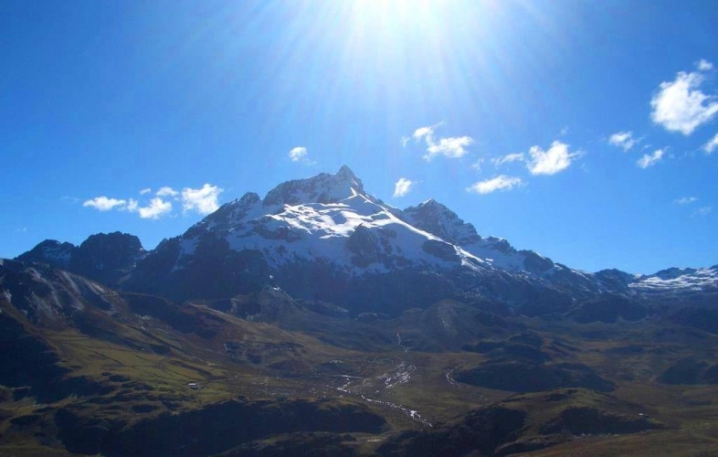 Trekking al glaciar del nevado Rajuntay