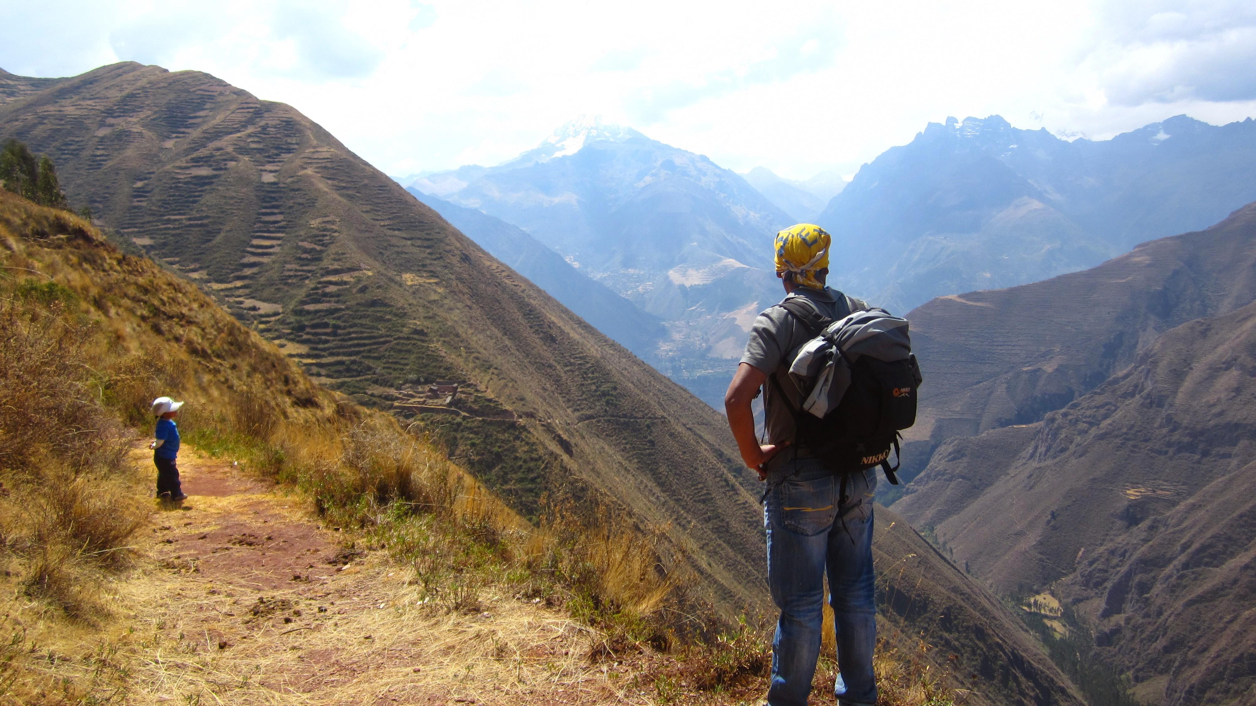 Camino Inca de Chinchero a Urquillos en medio Dí­a