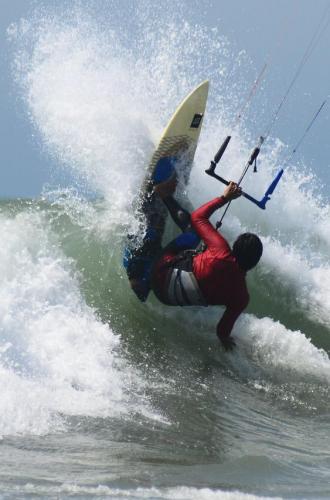 CLASES DE KITESURF EN MANCORA