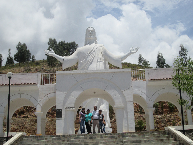 trekk cascada huanta