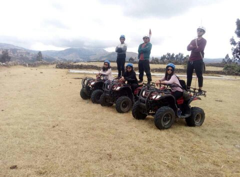MONTAÑA DE COLORES AYACUCHO