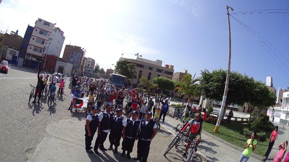 Rodando por la tierra  evento club Chakrabike