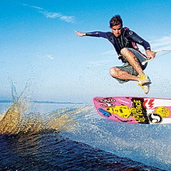 WakeSkate: La fusión del Skateboard y el Wakeboard