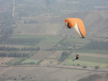 Parapente en Pachacámac