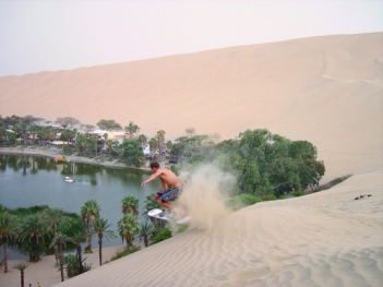 Sandboard en Huacachina