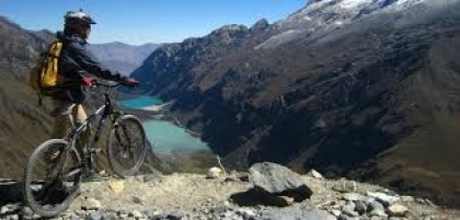 Ciclismo en Cordillera Blanca