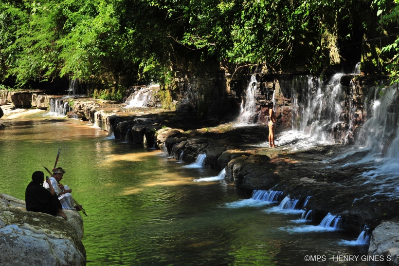 Trekking en Piscinas naturales de Betania